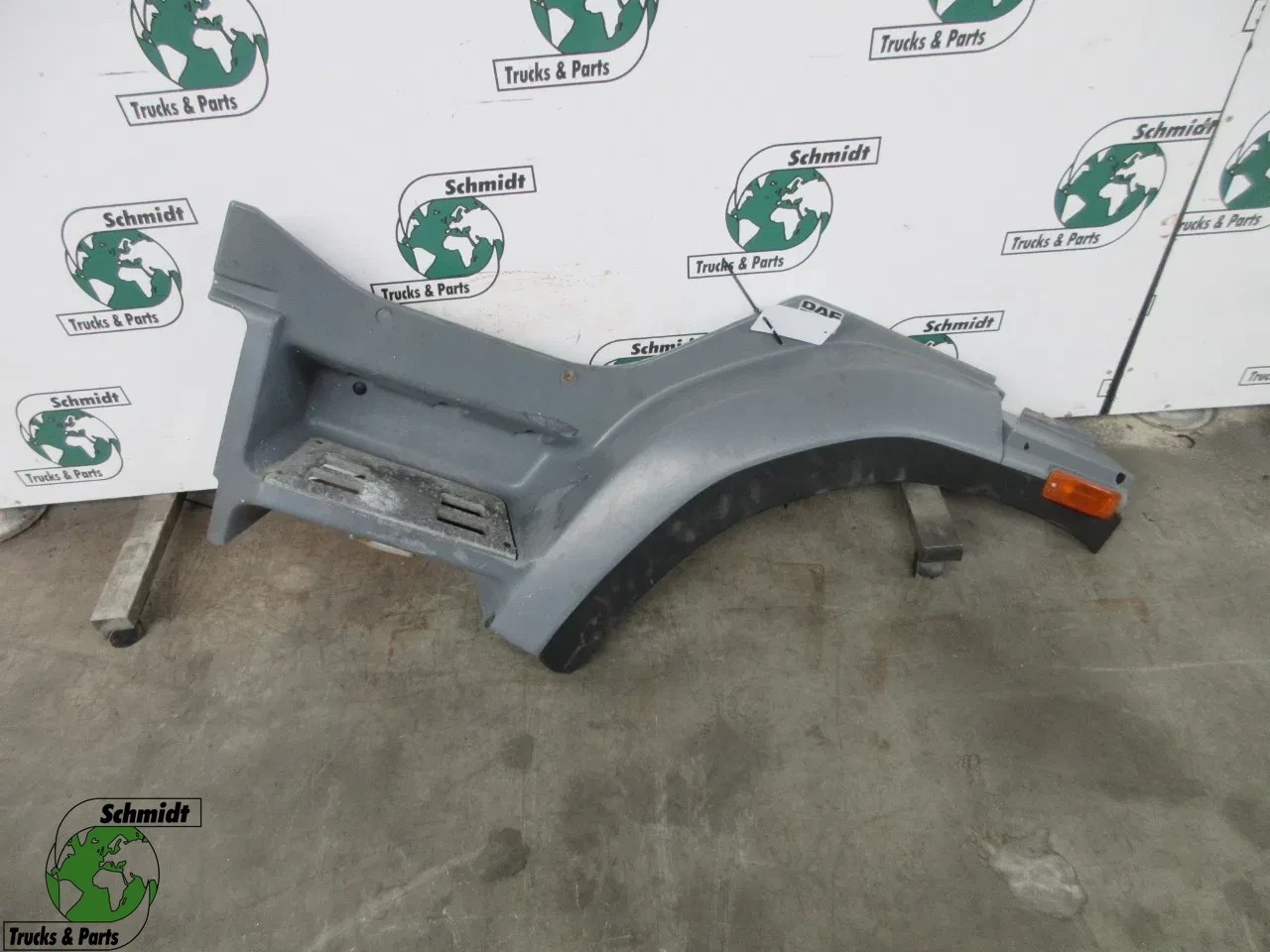DAF - 1893893 OPSTAPKAST LINKS DAF CF 75 EURO 5 afbeelding 1