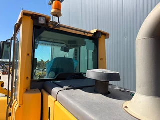 Volvo N/A 2008 - L120F obrazek 7