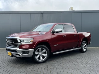 Dodge Ram 1500 2018 - 5.7 V8 LARAMIE / LPG / TREKHAAK 3.5T / ADAPTIVE CRUISE / CAMERA / PANO / 12 INCH SCREEN / DELMONICO RED obrazek 2