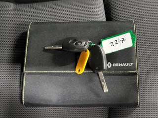 Renault Trafic 2020 - 2.0dCi 120pk L2/H1 Euro 6! image 17