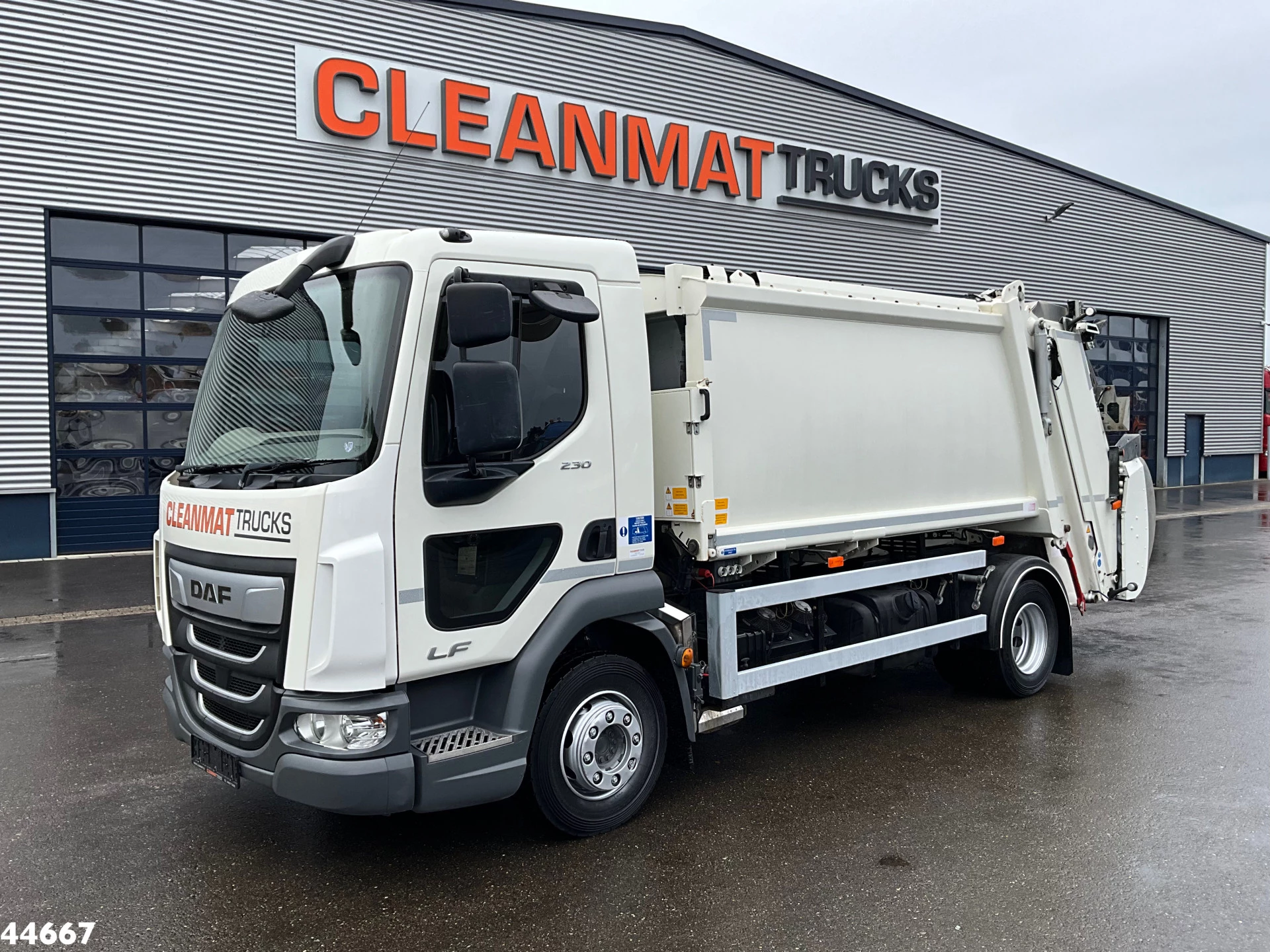 DAF FA LF 230 Euro 6 RHD Terberg 8m³ Just 67.505 Km! 2020 image 1