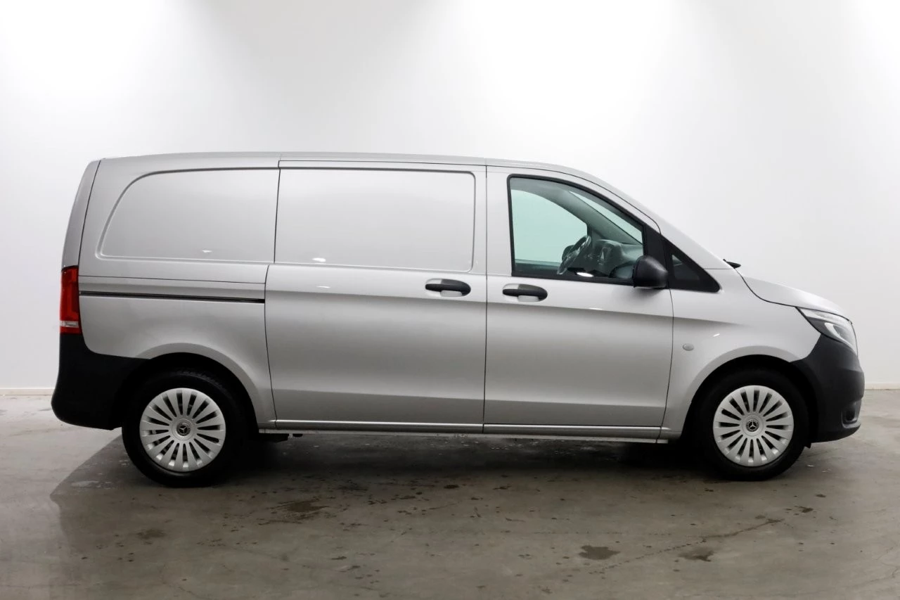 Mercedes-Benz Vito 2022 - 114 CDI 136pk Compact 9G Automaat 2x Schuifdeur/LED/Camera/Inrichting 09-2022 obrázek 6