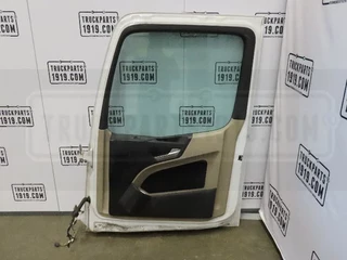 Mercedes-Benz N/A - Body & Chassis Parts Portier Re. MB MP4 immagine 2