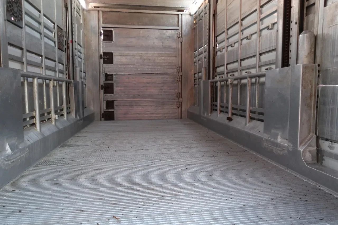 Pezzaioli 2003 - SBA 32 - Cattle transport obrázek 19