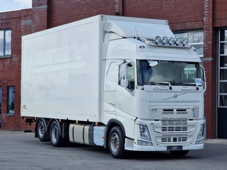 Volvo FH 2016 - 13.540 Globetrotter 6x2*4 - Ekeri box with sidedoors - Full air - Leather te koop