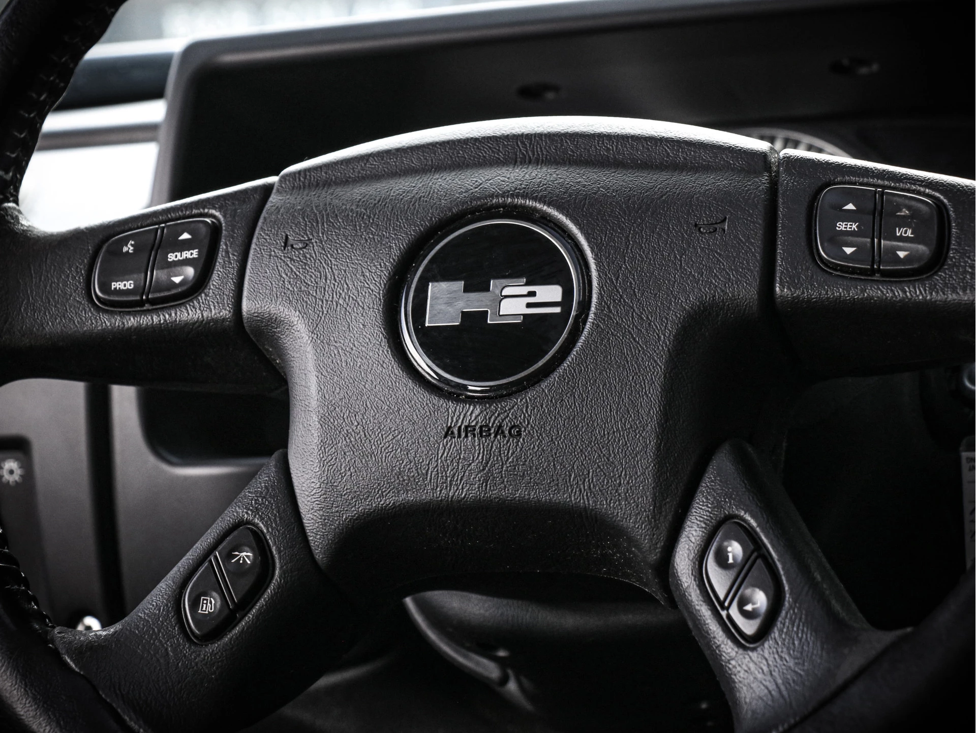 Hummer H2 2005 - 6.0L V8 | Zwart leder | Schuif Kanteldak | image 18
