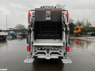 Mitsubishi Canter 2024 - 9C18 Zoeller 7m³ obrazek 3