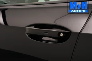 Volkswagen Golf 2020 - 1.5 eTSI R-Line|SPORTSTOEL|LUXE|LED| image 67