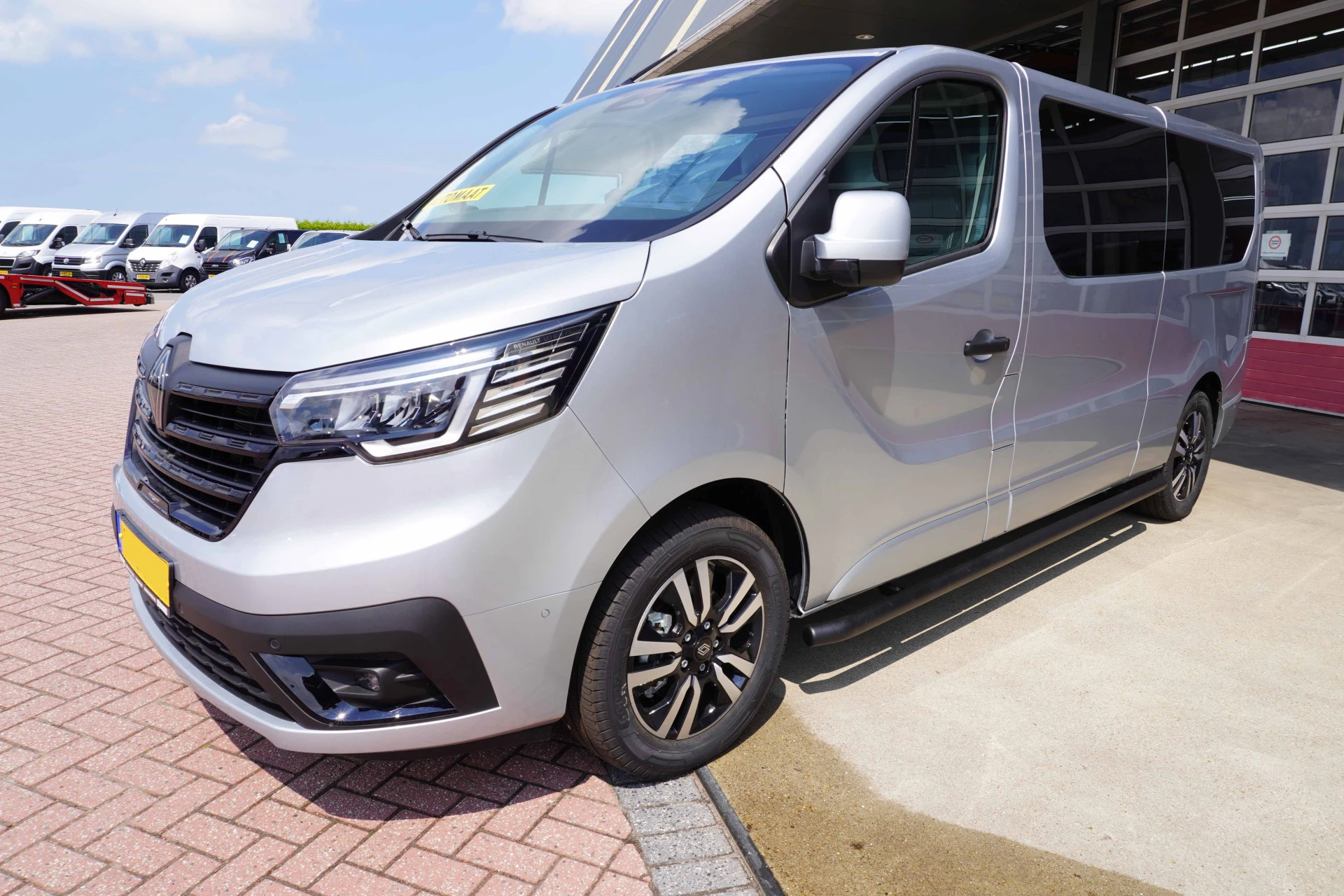 Renault Trafic 2024 - 2.0 Blue dCi 150PK T30 L2H1 Extra Anniversary Automaat Bild 9