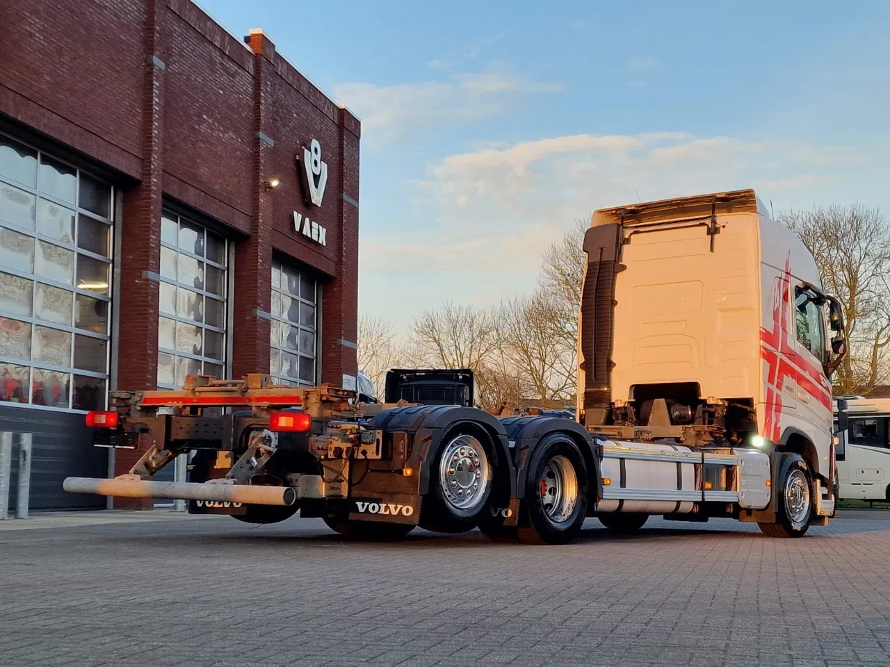Volvo FH 2020 - 13.460 Globetrotter 6x2*4 - BDF - I Parkcool - 4.90 WB - Full air - Navi zdjęcie 7