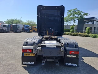 Scania R 2014 - R580 V8 / NL TRUCK / RETARDER / DOUBLE TANK / LIFT+LENKACHSE / TUV:09-09-2026 / LEATHER / XENON / FRIDGE / AUTOMATIC / EURO-6 / 2014 image 4