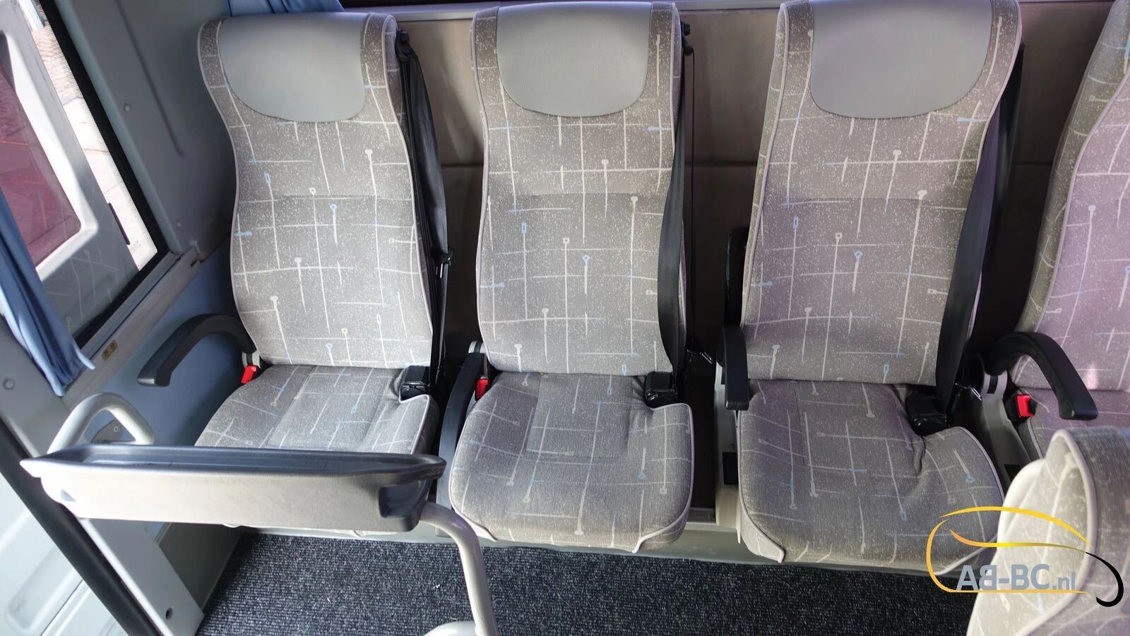Isuzu Turquoise 30 seats EURO 6 2016 afbeelding 62
