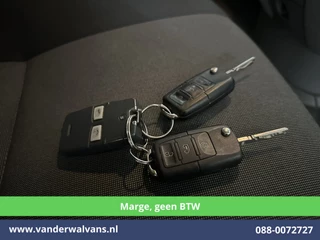 Volkswagen Crafter 2016 - 2.0 TDI 164pk **MARGE, geen BTW** L2H2 Inrichting Airco | Trekhaak | Cruisecontrol image 19