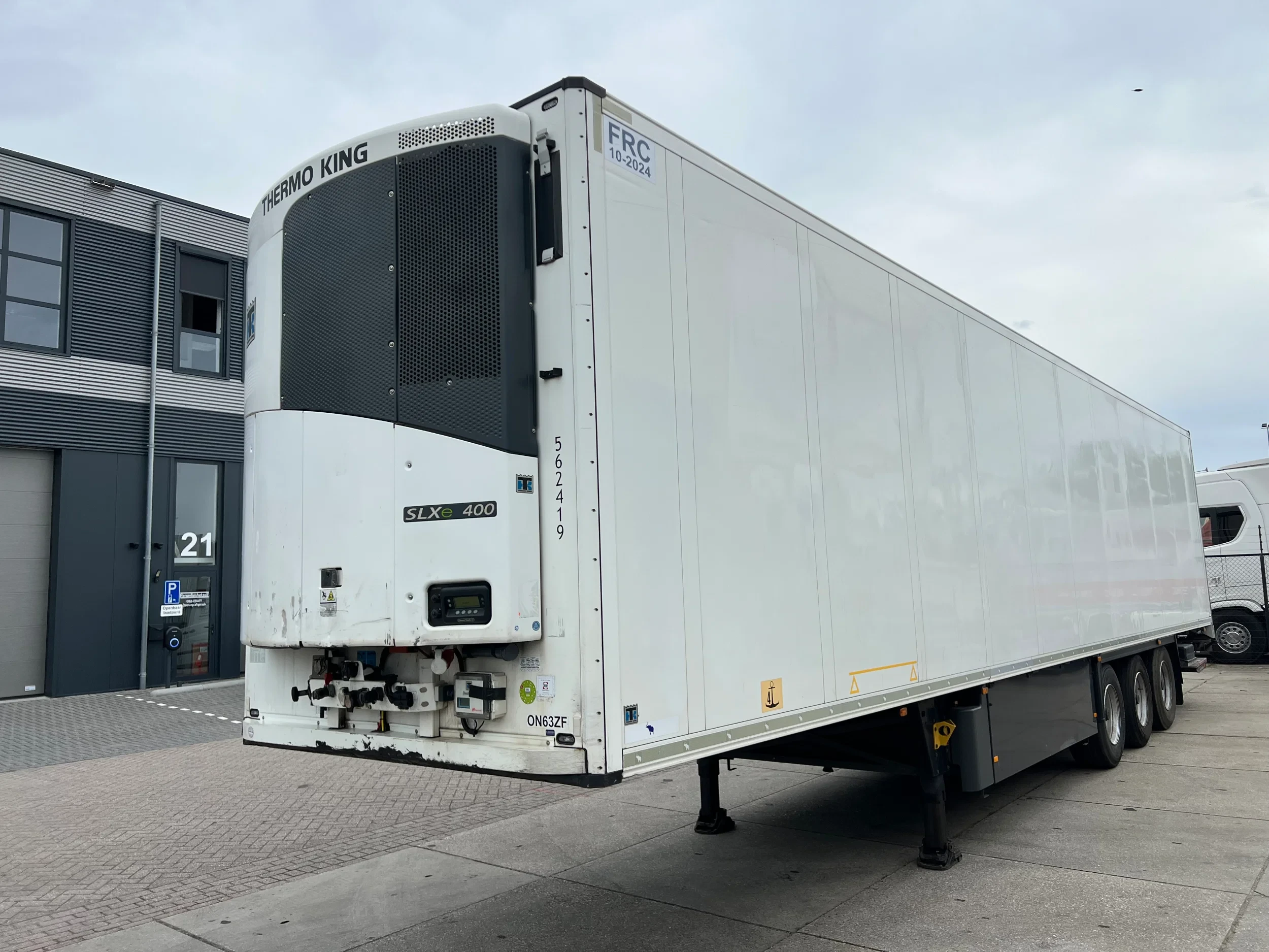 Schmitz Cargobull 2015 - SCB*S3B Frigo / Thermo King SLXe 400 / Disc / Dhollandia Lift afbeelding 4