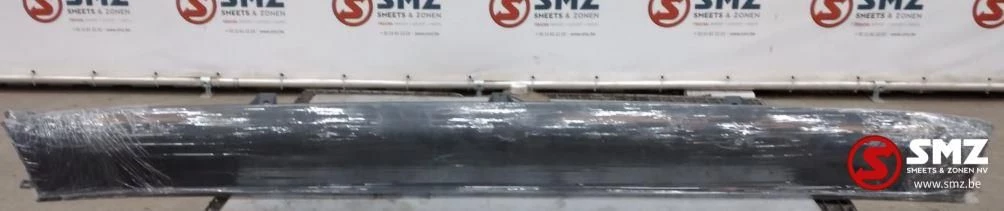 Iveco Stralis - Onder spoiler Iveco obrázek 2