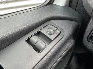 Mercedes-Benz eSprinter 2023 - L2H2 SoH 97% Camera Airco 55kwh imagem 16