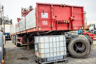 KWB N/A 2002 - KRAAN/CRANE/GRUE/KRAN - KENNIS 16 TON/M(3xhydr.) imagem 6