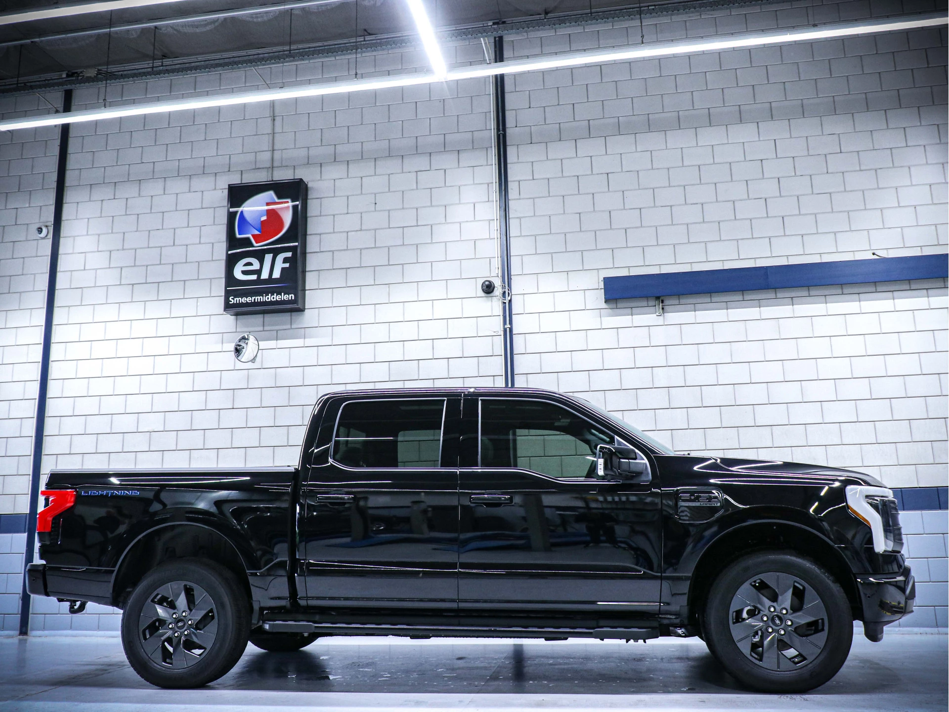 Ford Lightning Lariat Extended Range 2026 - | 514 km. range Extended Range zdjęcie 2