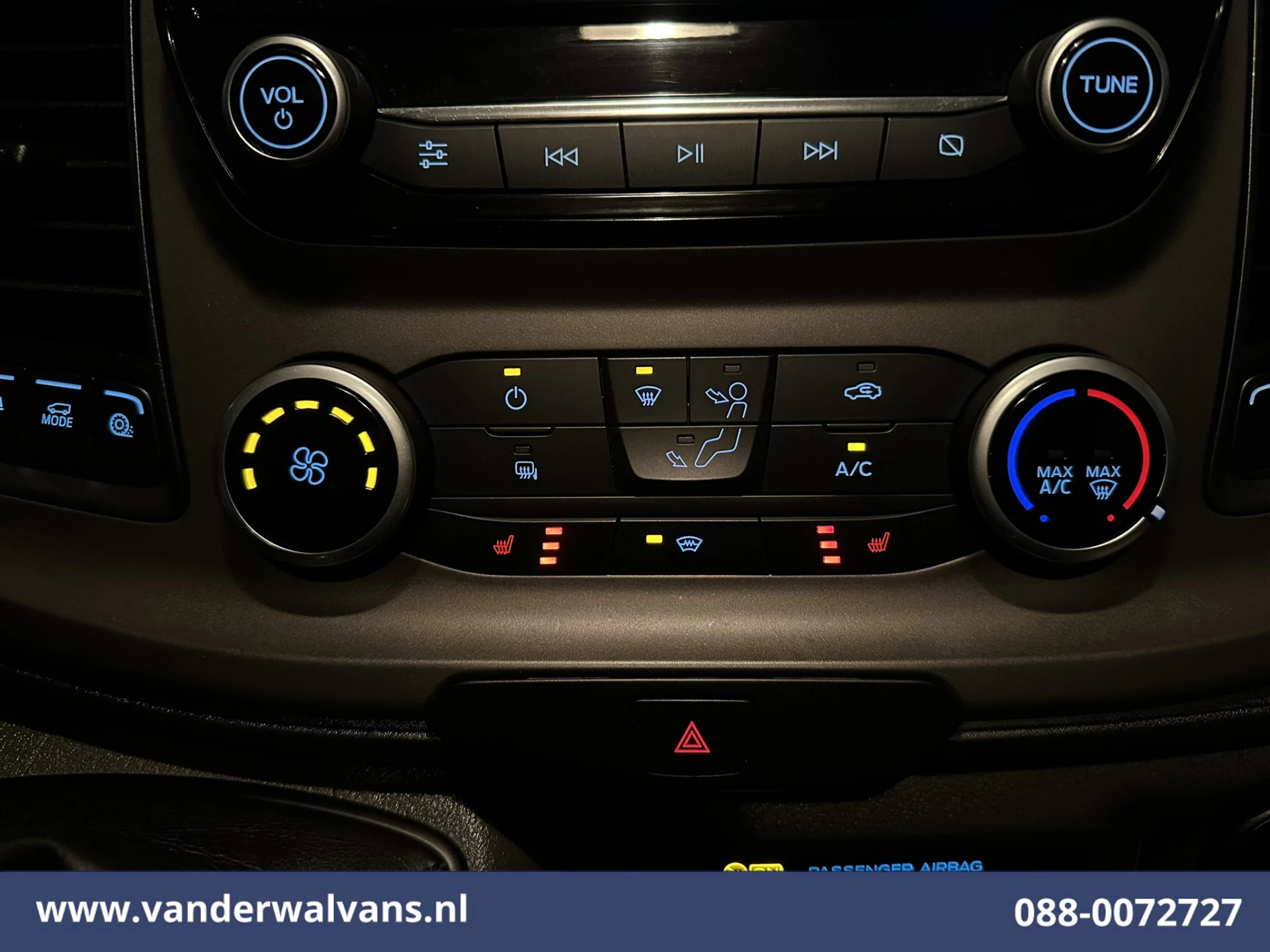 Ford Transit Custom 2022 - 2.0 TDCI 130pk L2H1 Euro6 Airco | Camera | Apple Carplay | LED | Cruisecontrol | 2800kg Trekhaak image 7