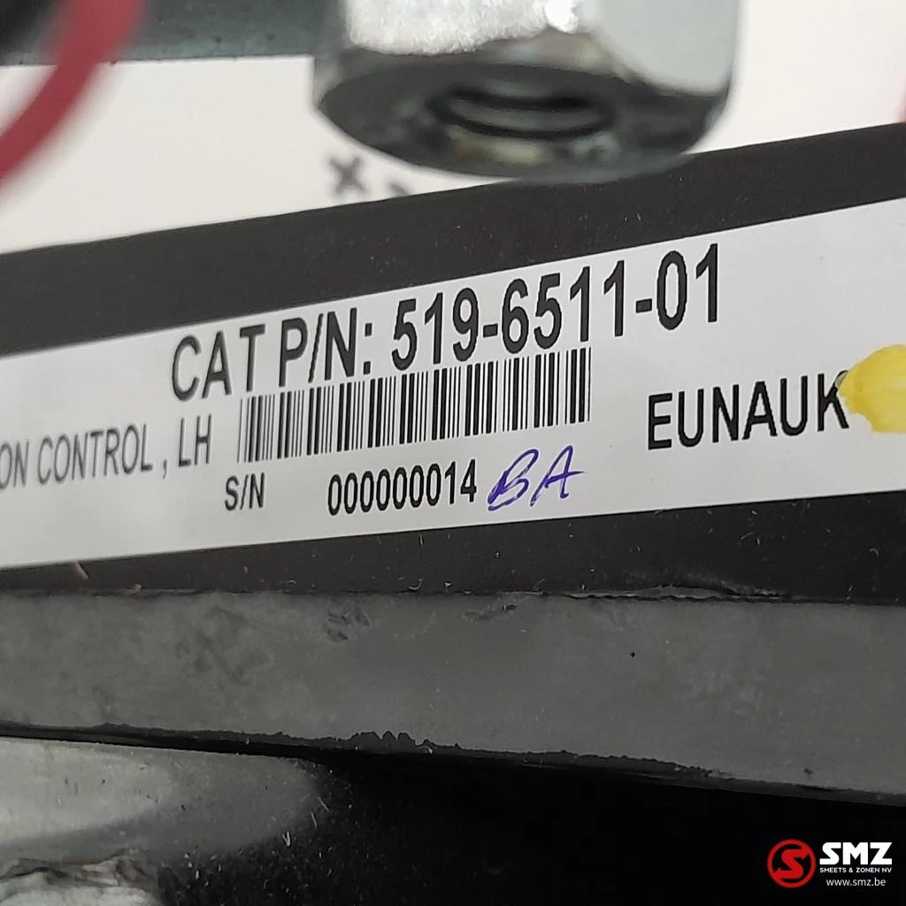 Caterpillar - Joystick Caterpillar image 5