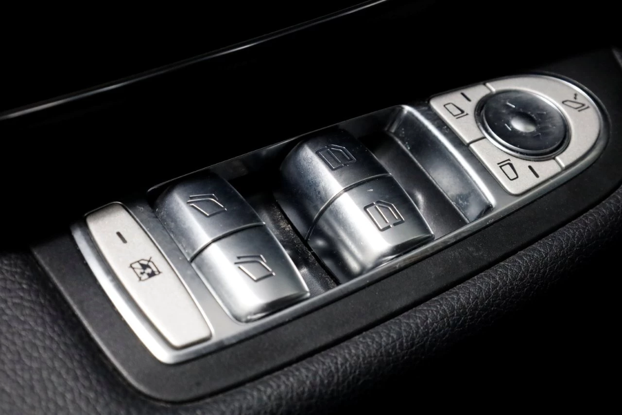 Mercedes-Benz V-Klasse 2021 - 300d 4-MATIC Lang Edition AMG Personenbus INCL. BTW/BPM 09-2021 afbeelding 31