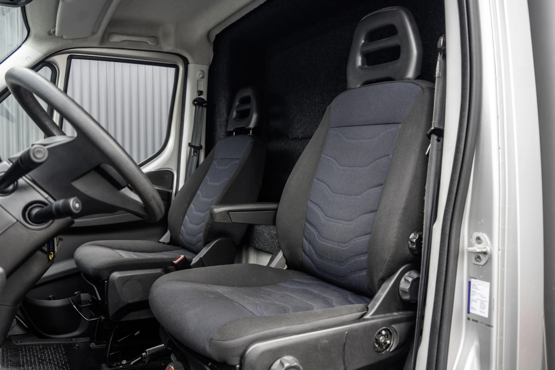 Iveco Daily 2018 - 50C18 | Glasresteel | Automaat | 180 PK | Camera | Navigatie | Cruise | Airco | Tachograaf | Euro 6 afbeelding 13