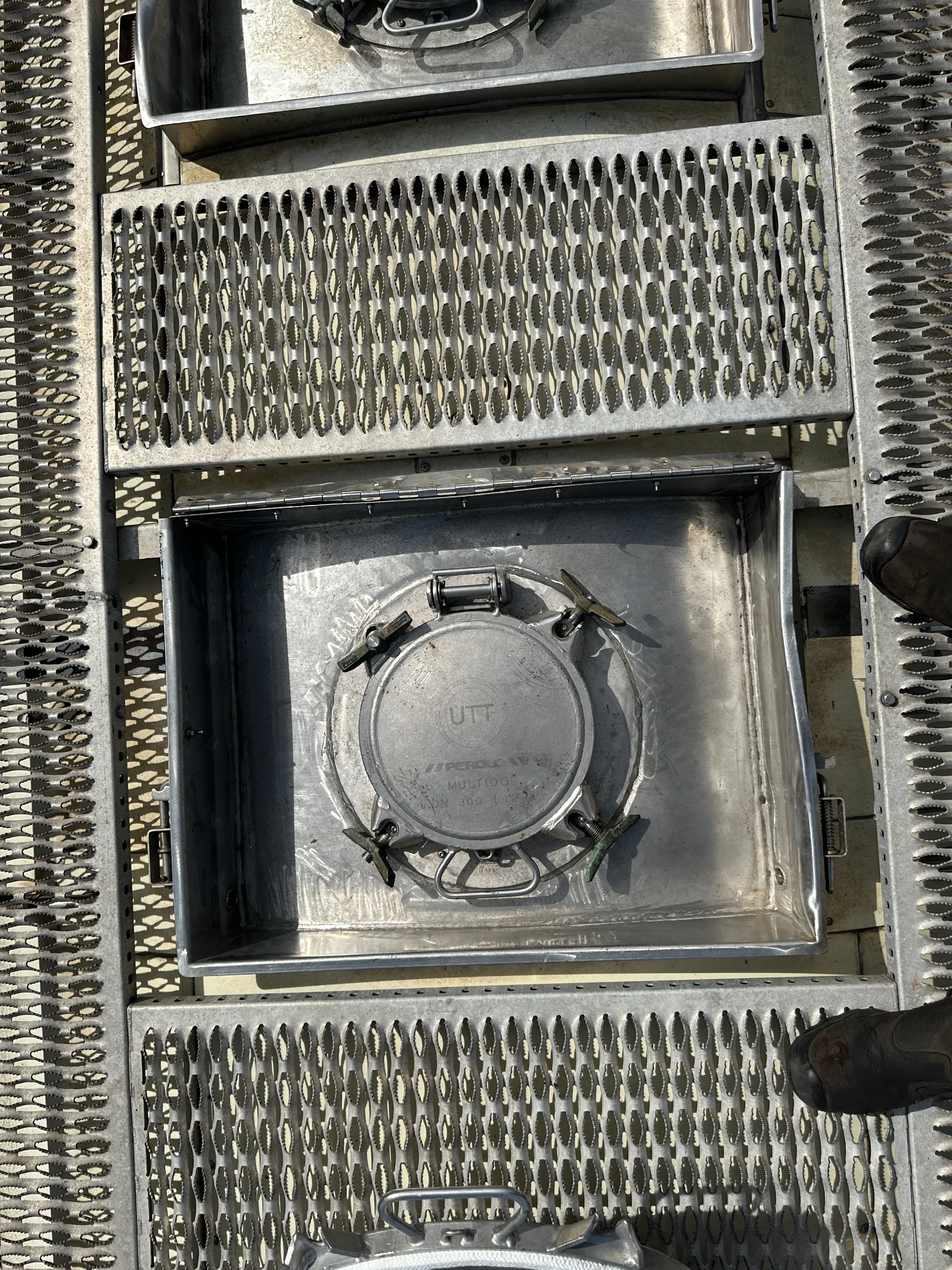 UBH INTERNATIONAL 2005 - 34.570L / 1-comp. / 4 BAFFLES / 20FT swapbody / T11 / EMKD / ADR 5Y + CSC-inspection: 04/2028 afbeelding 24