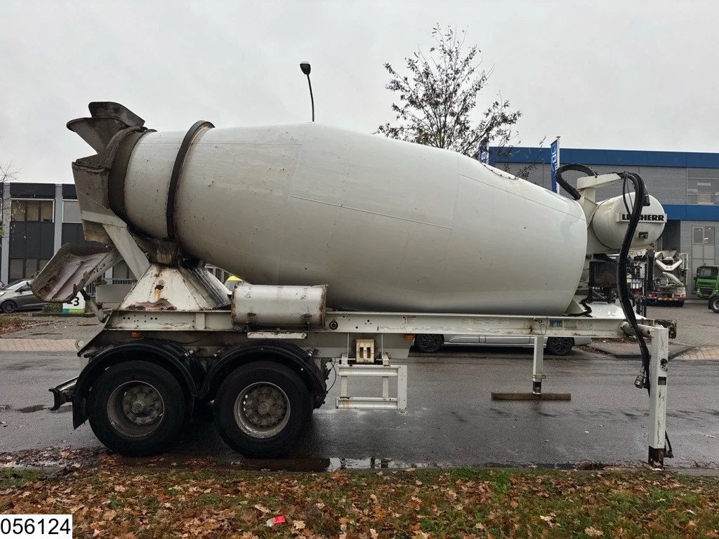 Liebherr 2012 - Betonmixer Liebherr 10m3 image 8