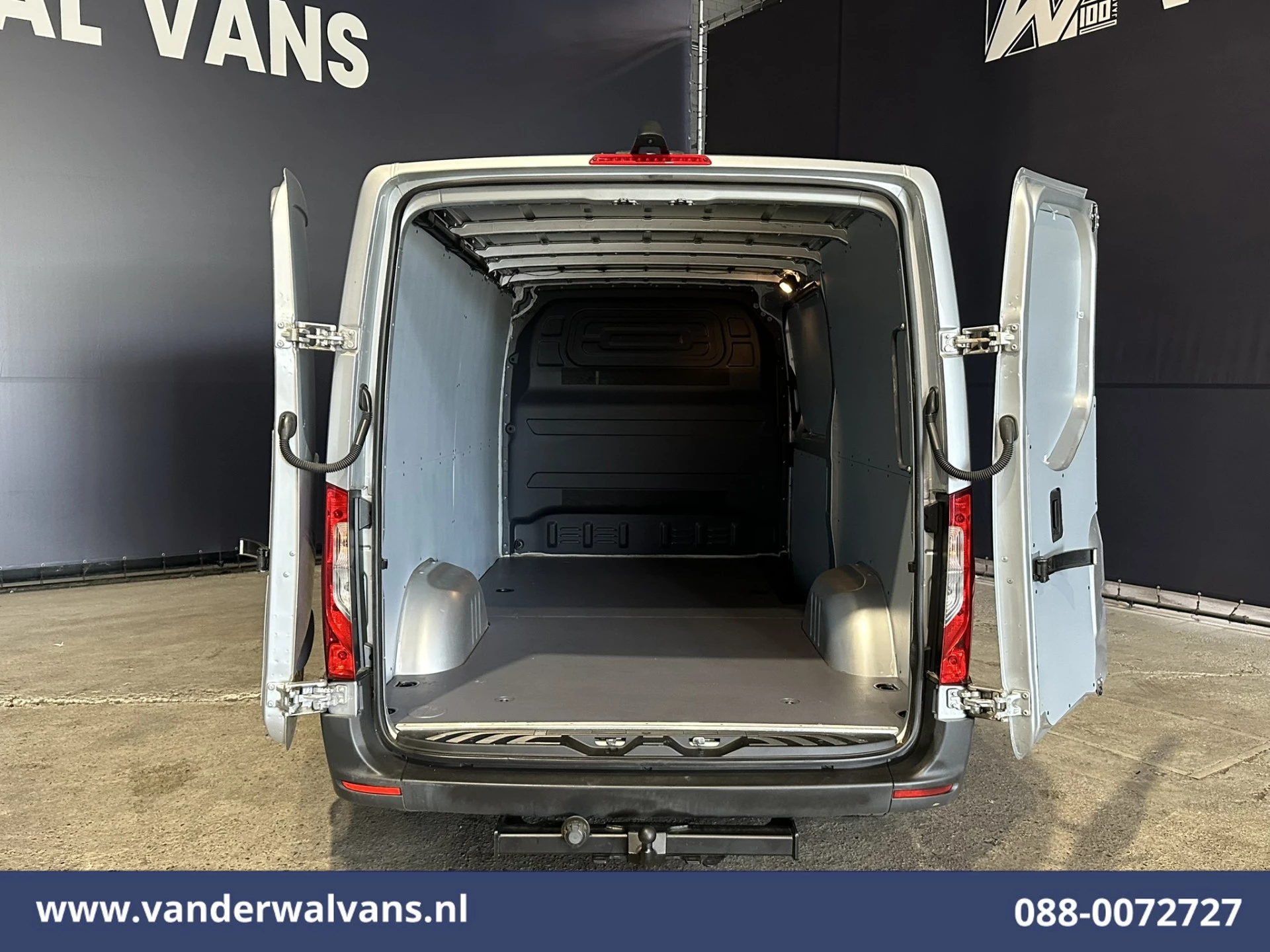 Mercedes-Benz Sprinter 2021 - 315 CDI 150pk L2H1 Euro6 Airco | Camera | Apple Carplay | Trekhaak | Cruisecontrol zdjęcie 16