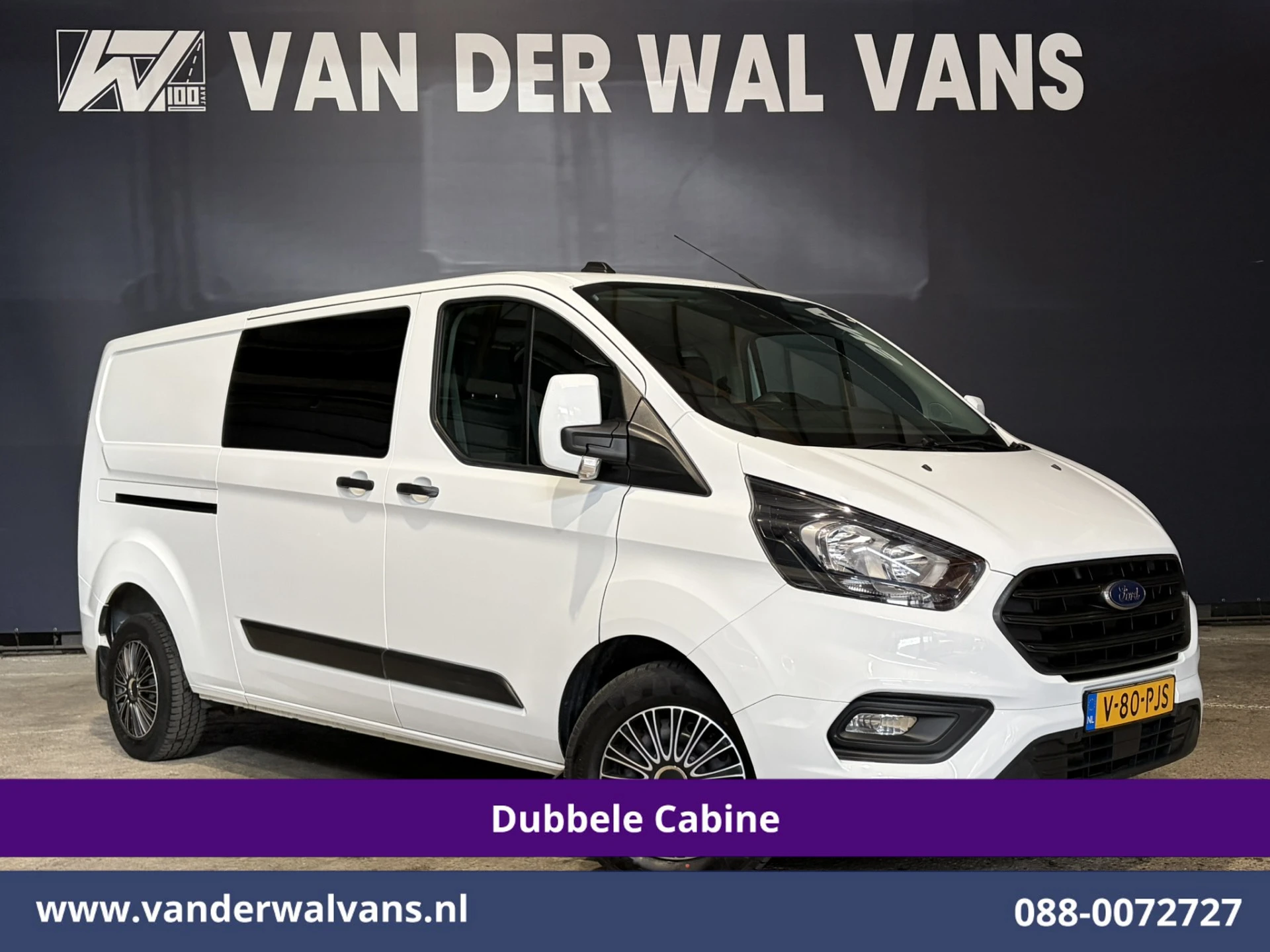 Ford Transit Custom 2023 - 2.0 TDCI 131pk L2H1 Dubbele Cabine Euro6 Airco | 6-Zits | Cruisecontrol | 2550kg Trekhaak afbeelding 1