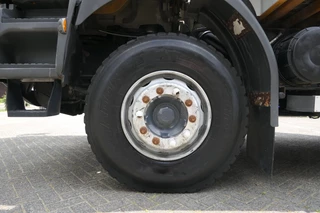 Renault Kerax 2008 - | PALFINGER PK 18500 + Remote control | Retarder | 417859Km | 2008 | 6X4 | Full spring suspension | Manual gearbox | Euro4 | French Truck obrazek 26