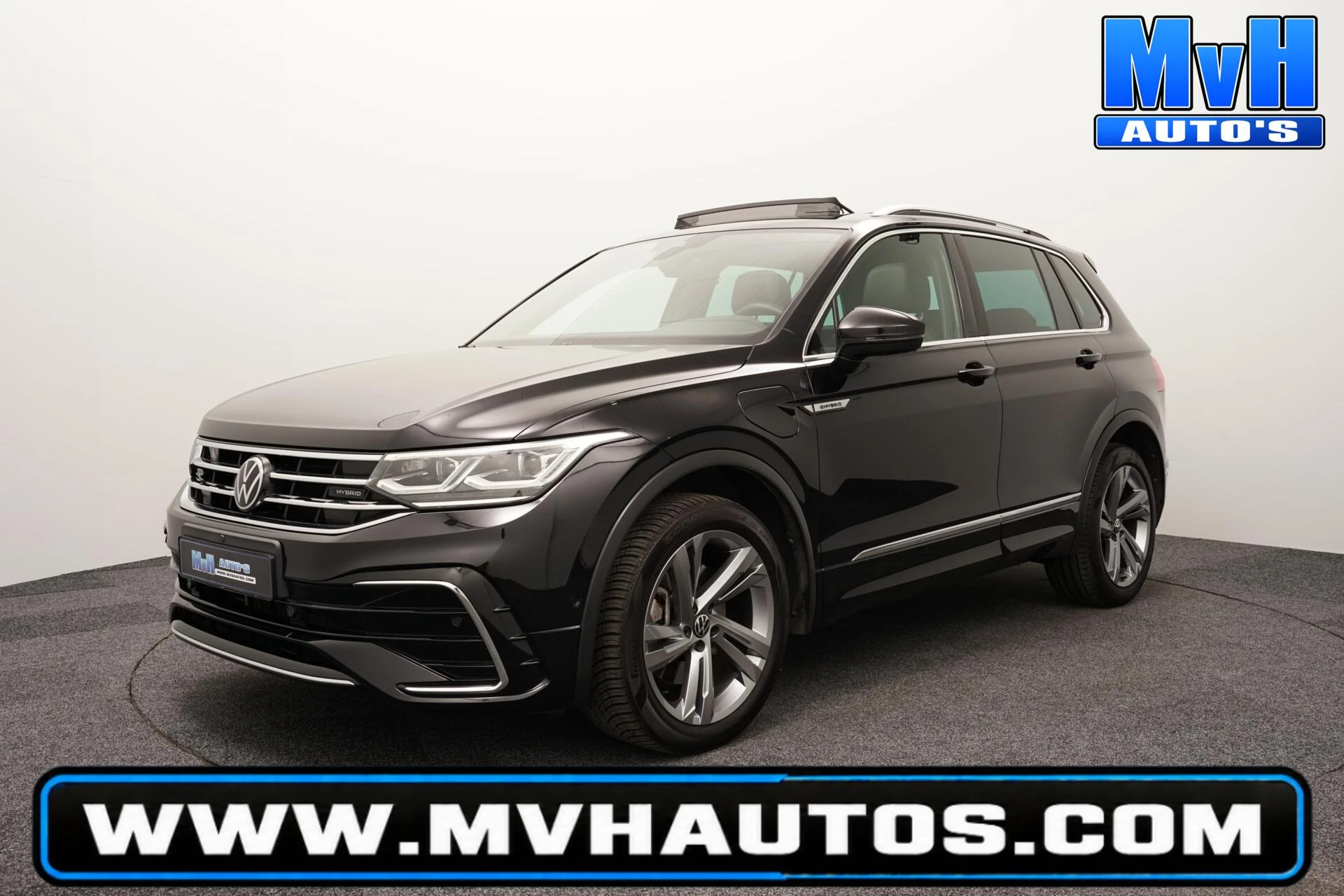 Volkswagen Tiguan 2023 - 1.4 TSI PHEV R-Line|PANO|STOEL/STUUR.VERW|SOH97% afbeelding 1
