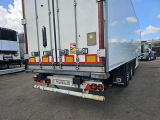 Krone SDR 27 EL4-FB, 3 AXLE FRIDGE TRAILER WITH MEAT RAILS THERMO KING DUAL TEMP 2016 - N/A bild 21