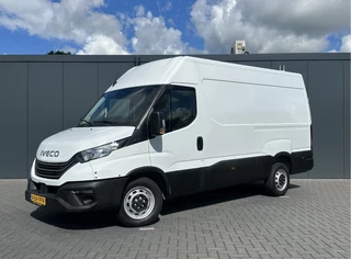 Iveco Daily 2024 - 35S14 2.3D 136 PK FACELIFT / L2H2 / ** 20.950 KM ** / TREKHAAK / 3.500 KG AHG / 270 ACHTERDEUREN / ECC AIRCO / APPLE CARPLAY / 3 ZITS obrazek 2