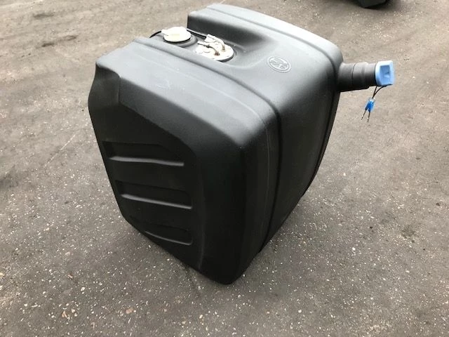 DAF 2018 - 2114204-1928581-2115308 ADBLUETANK+SENSOR obrázek 2