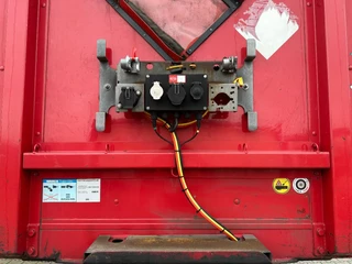 Pacton Oplegger 2020 - platte met twist locks voor 1x40FT / 2x20FT /1x20FT centraal / 1x30FT / NL trailer / APK 12-2026 obrazek 7