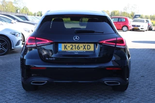 Mercedes-Benz A-Class 2021 - 180 AUT7 AMG LINE NIGHT PAKKET SFEER WIDESCREEN NL AUTO imagem 4