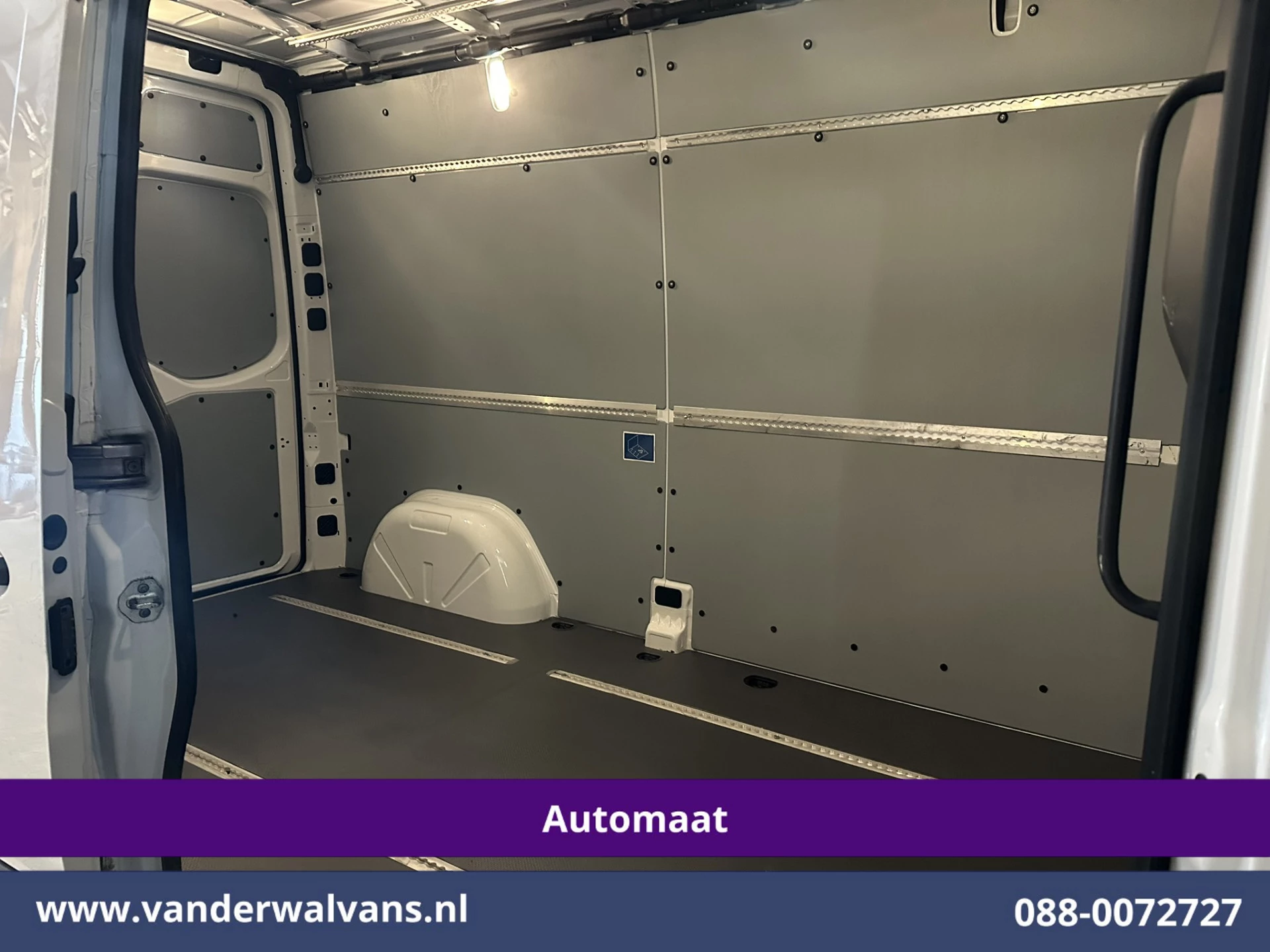 Mercedes-Benz Sprinter 2022 - 315 CDI 150pk 9G-Tronic Automaat L2H2 Euro6 Airco | Camera | Apple Carplay | Chauffeursstoel Bild 13