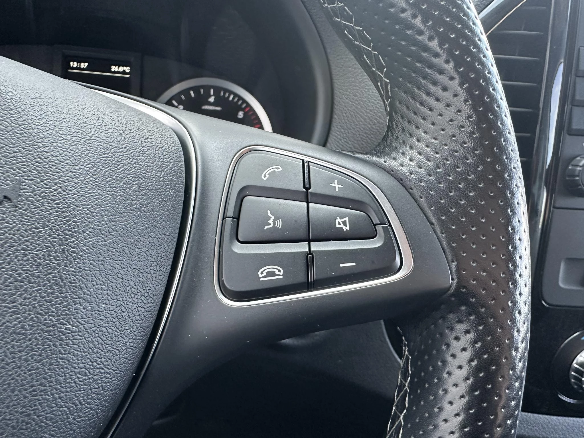 Mercedes-Benz Vito 2023 - 116 CDI Dubbele Cabine Navigatie Camera afbeelding 16