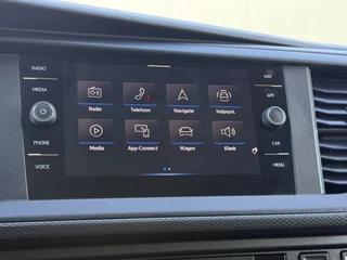 Volkswagen Transporter 2020 - 2.0 TDI 150 PK / L2H1 / 1e EIG. / ALUCA INRICHTING / TREKHAAK / IMPERIAAL / CRUISE / AIRCO / NAVI изображение 17