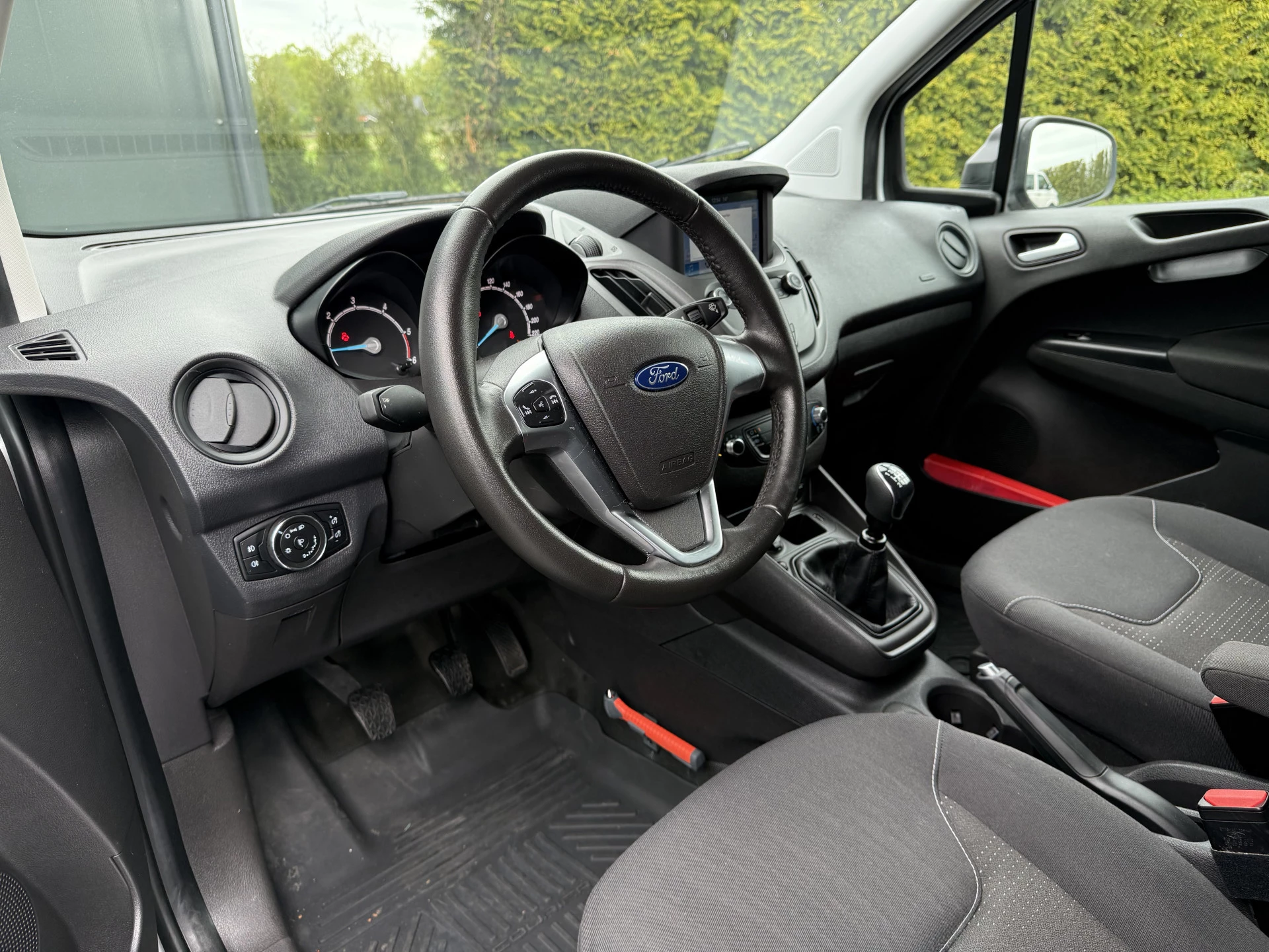 Ford Transit Courier 2020 - 1.5 TDCI / 1e EIGENAAR / 23.338 KM!! / AIRCO / PDC / NAVI / DAB zdjęcie 7