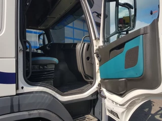Volvo FM 420 2013 - Globetrotter XL Double tank bild 17
