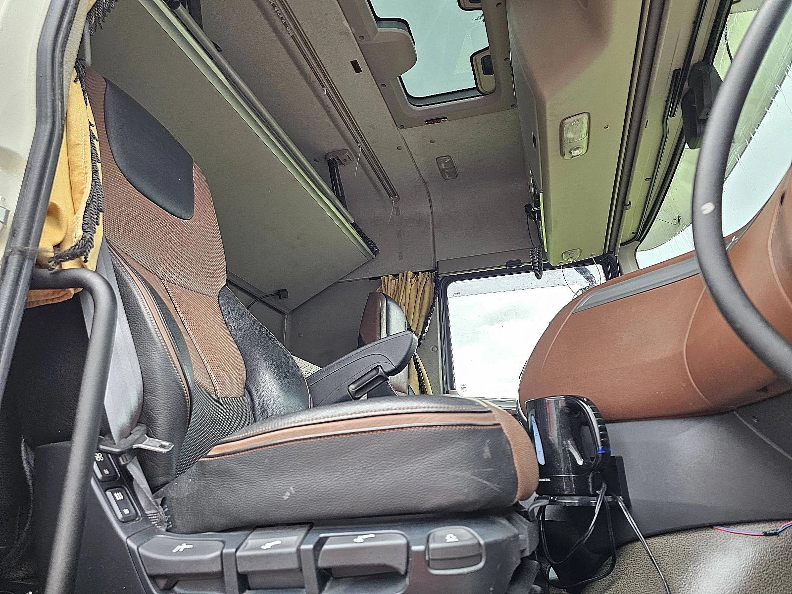 DAF 2019 - XF 530 imagem 7