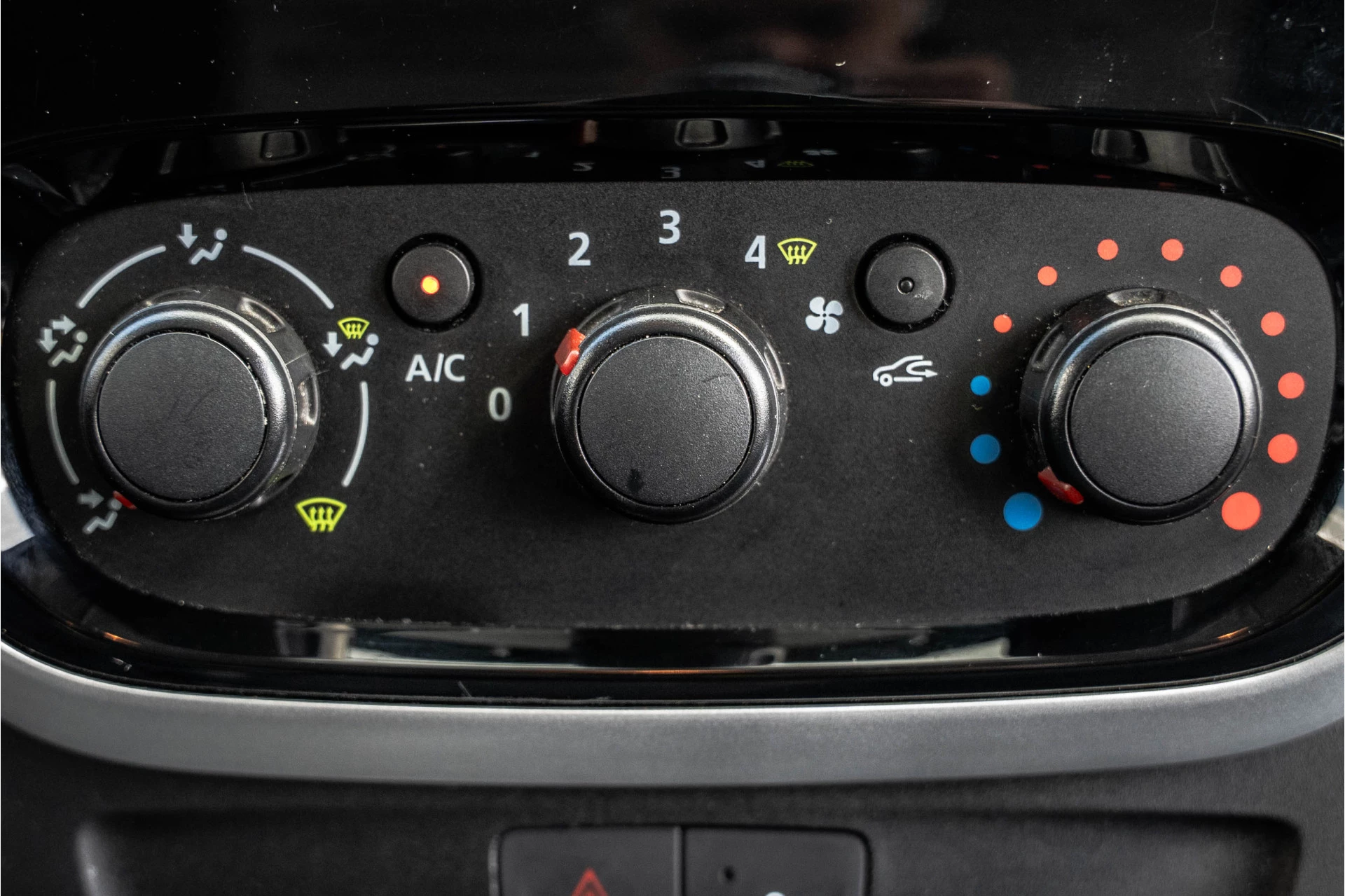 Renault Trafic 2018 - Passenger **1.6dCi 9-Pers L2H1 | Incl. BPM, BTW vrij | R-Link | Navi | Airco | Cruise | PDC | MF Stuur | Start / Stop** zdjęcie 24