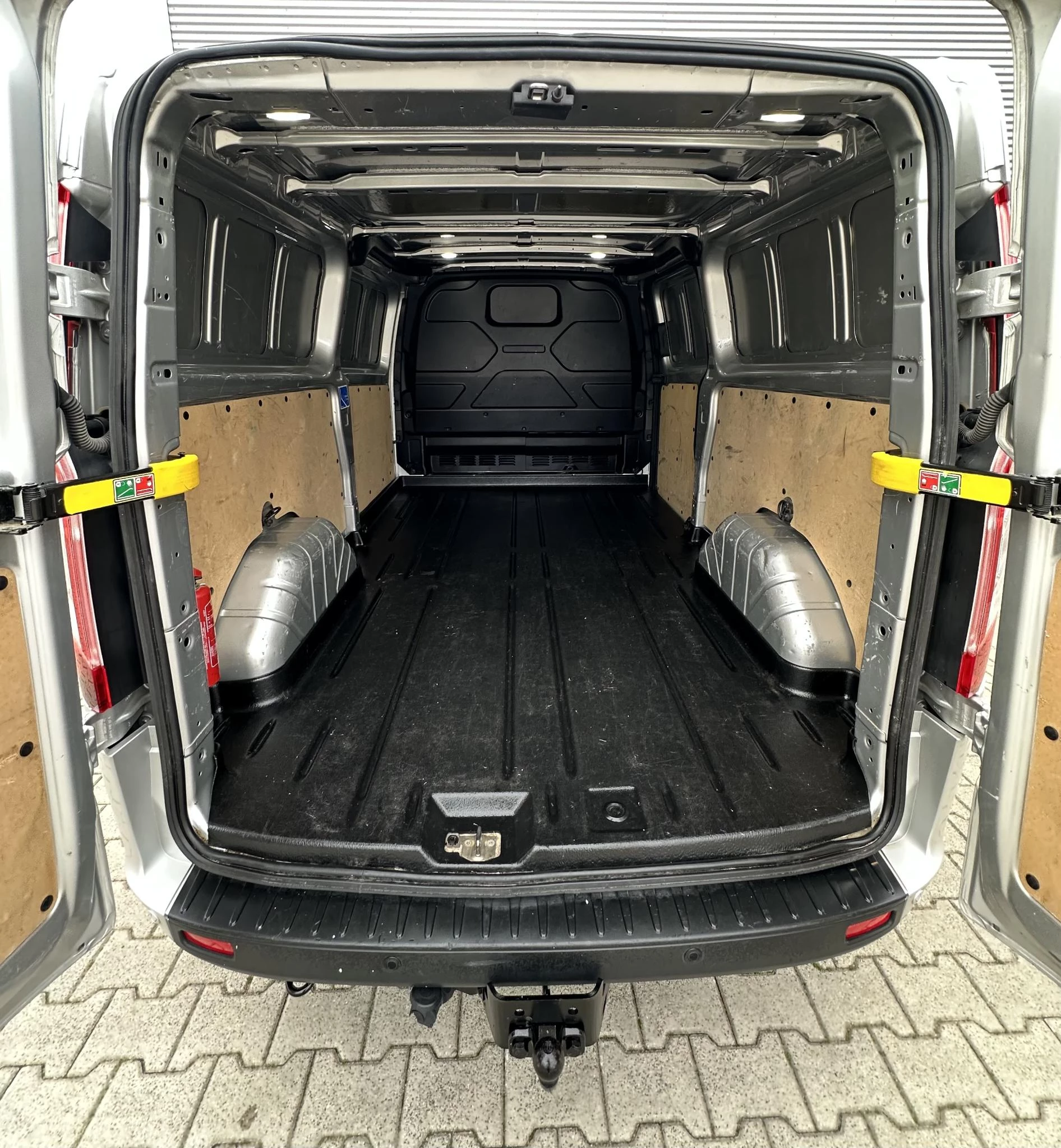 Ford Transit Custom 2023 - 320 2.0 TDCI L2 Trend automaat|navi|trekhaak image 16