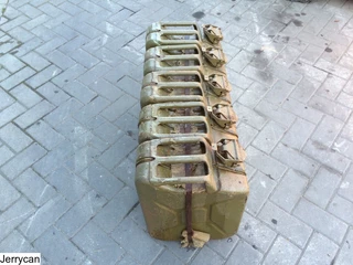 Jerrycan N/A - Jerrycan obrazek 2