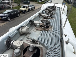 Magyar N/A 1995 - Fuel Fuel, 21630 L, 6 Comp, Handgeschakeld, Combi immagine 2