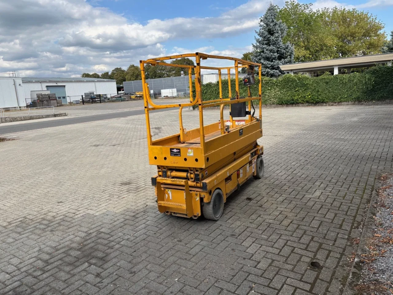 Haulotte 2012 - Compact 8 , electric scissorlift, 2012 year!! afbeelding 6