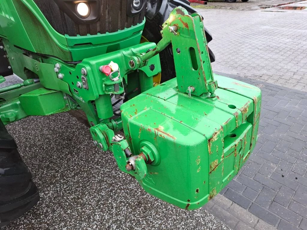 John Deere 2018 - 6215 R zdjęcie 22