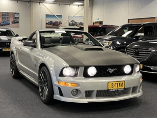Ford Mustang 2006 - Convertible 4.6i V8 GT 335PK Roush Limited Nr. 05-2218 zdjecie 3